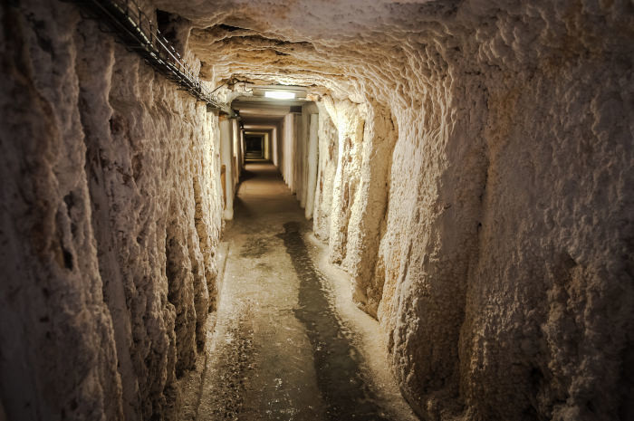 kopalnia-soli-wieliczka-kopalnia-wiedzy-skaly-w-polsce-5-700-465-29-09-2020.jpeg Kopalnia Soli „Wieliczka”