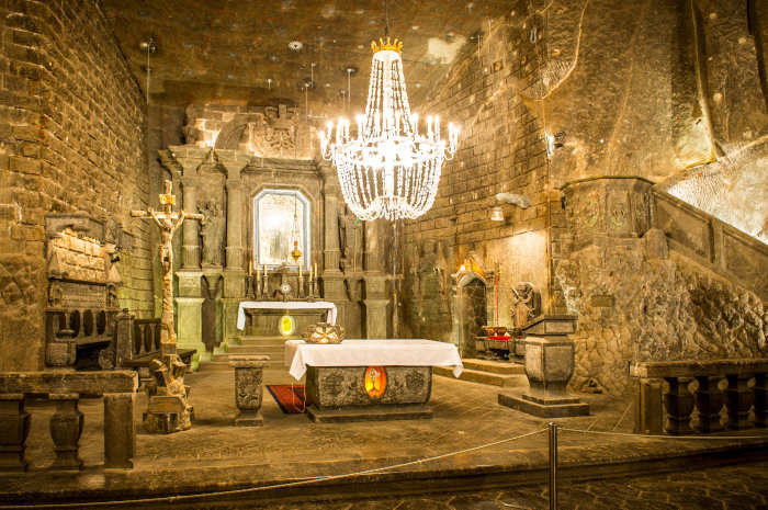 Ołtarz w&nbsp;kaplicy św. Kingi w&nbsp;Kopalni Soli „Wieliczka”