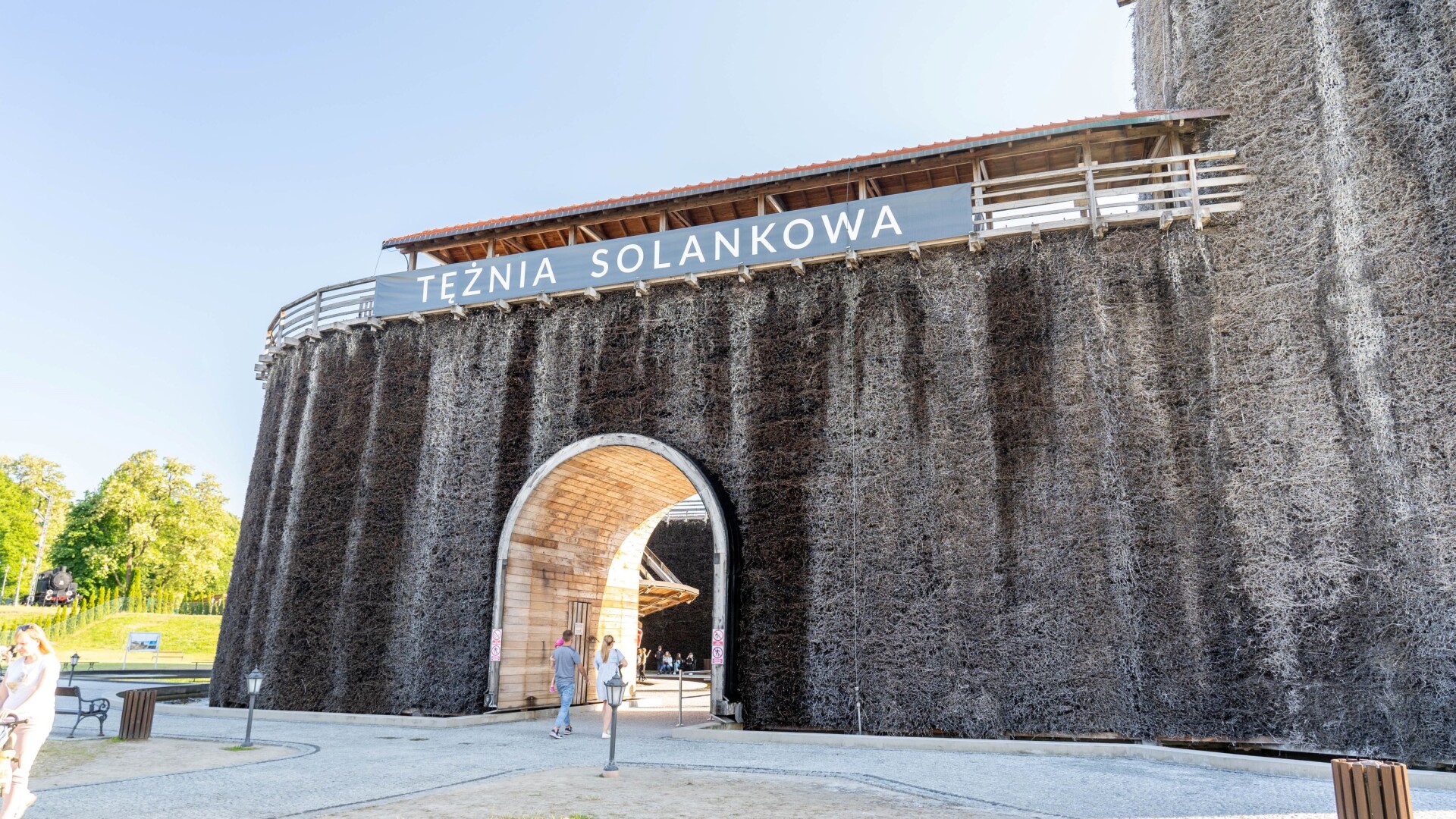 Tężnia Solankowa przy Kopalni Soli "Wieliczka"