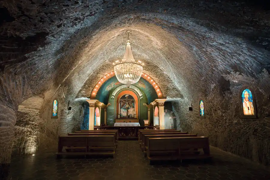komora-kaplica św-jana-eventy-kopalnia-soli-wieliczka.webp